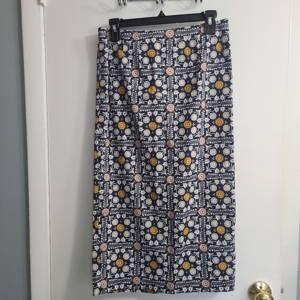 NWOT Boden Tube/Pencil Midi Elegant Minimalist Cotton Blue Floral Skirt Size 6
